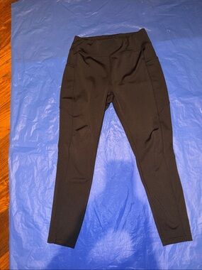POP Fit Black High-Waist Leggings with Side Pockets